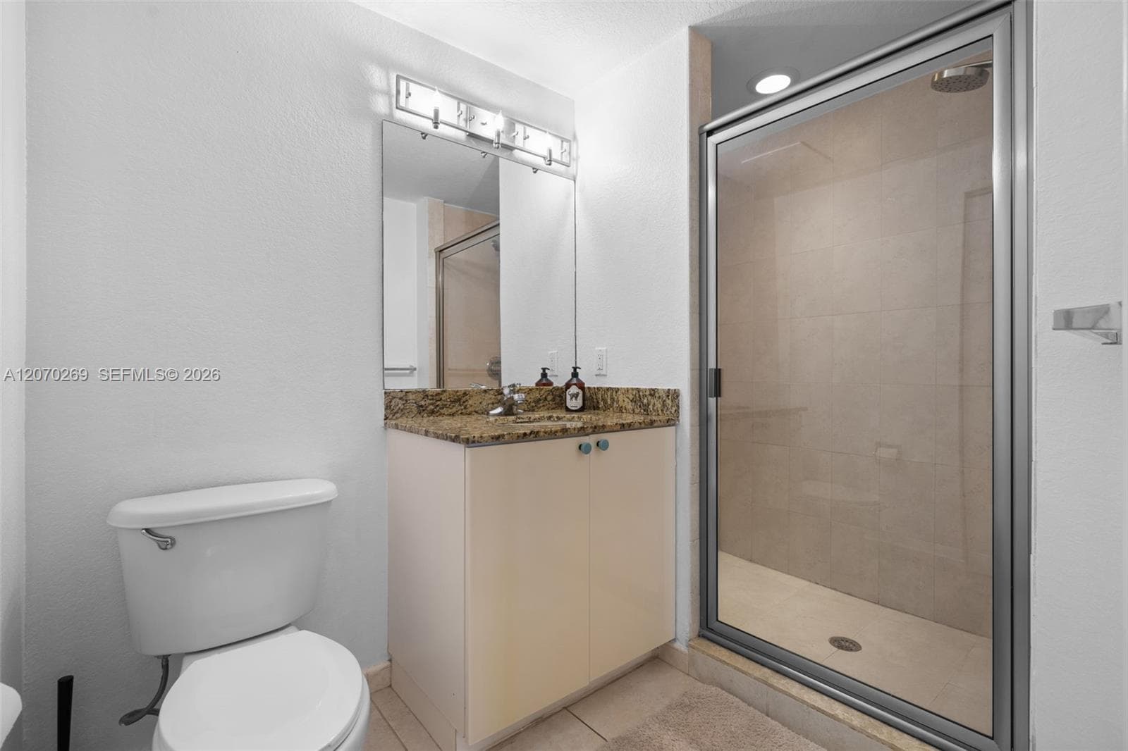 RADIUS CONDOMINIUM · #903 in Hollywood - Photo 24