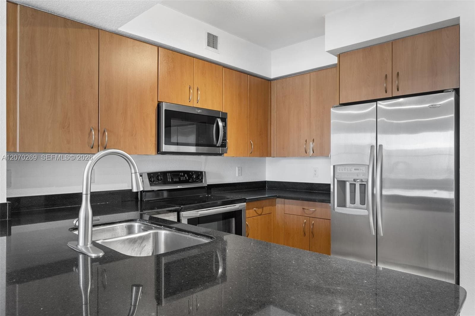 RADIUS CONDOMINIUM · #903 in Hollywood - Photo 10