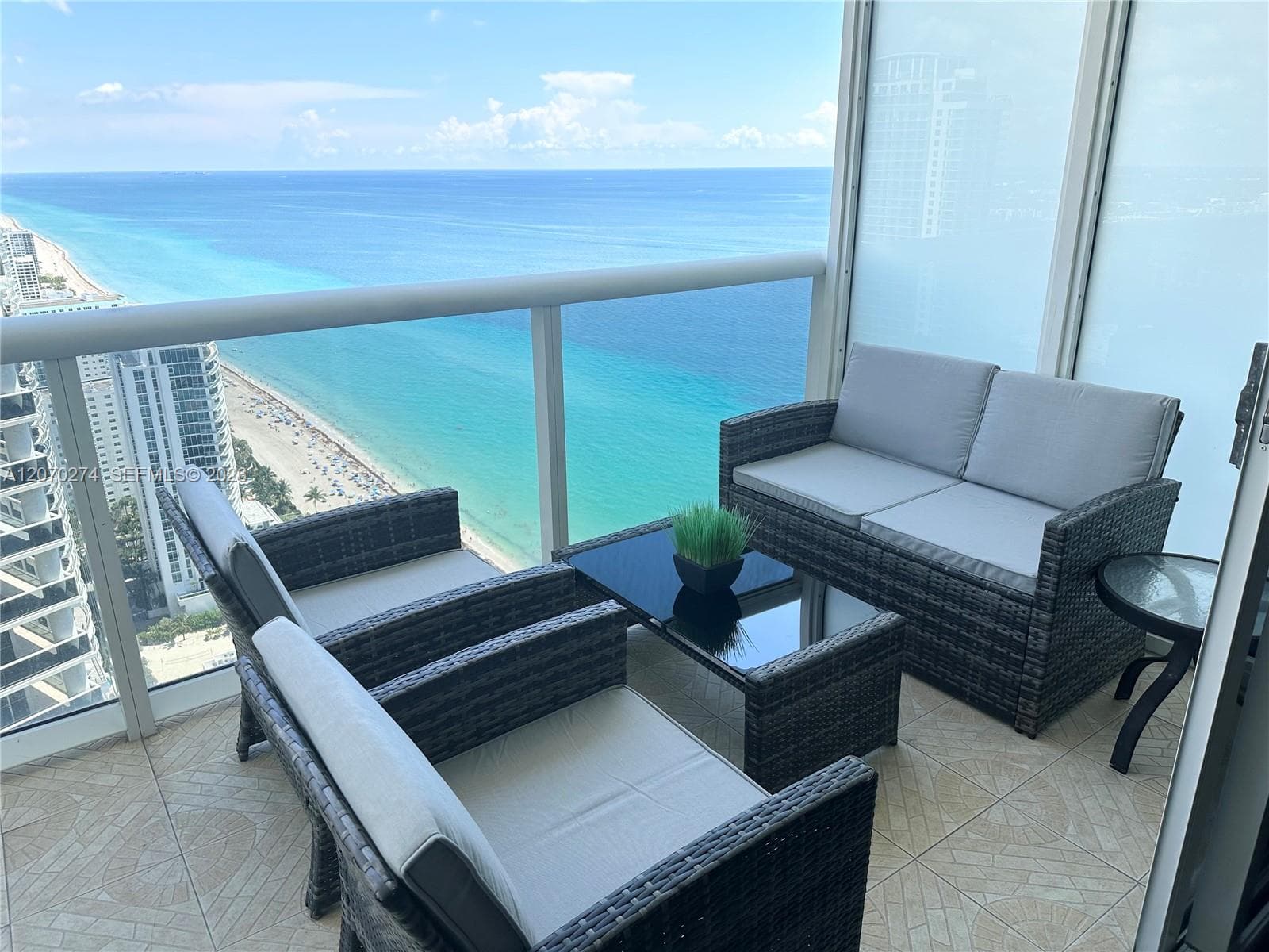 BEACH CLUB TWO CONDO · #4109 in Hallandale Beach - Photo 1