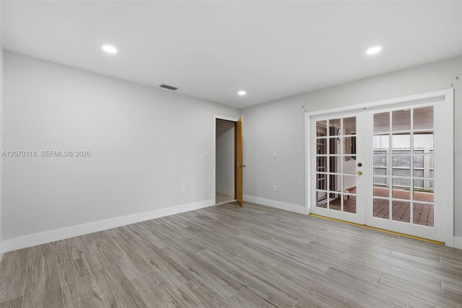 13280 SW 40th Ter photo 23