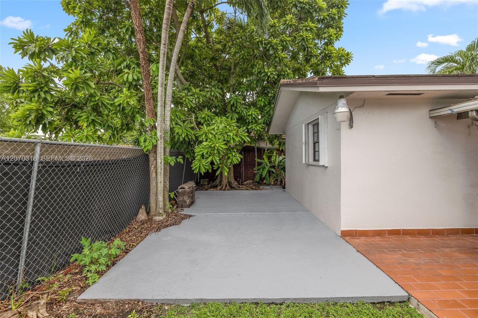13280 SW 40th Ter photo 17