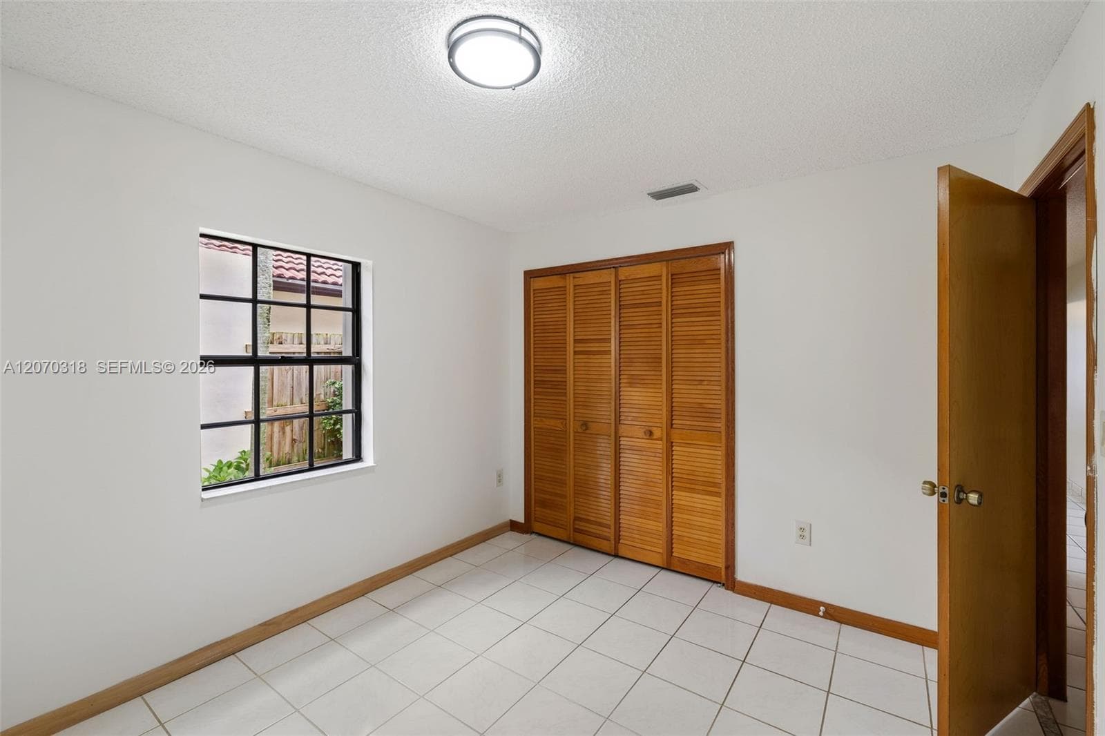 13280 SW 40th Ter photo 32