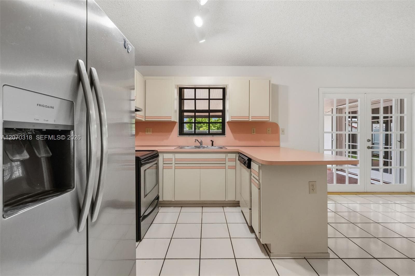 13280 SW 40th Ter photo 11