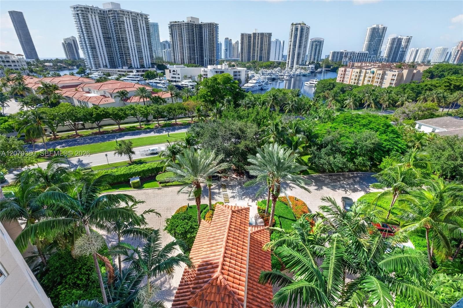 TURNBERRY VILLAGE · #805 in Aventura - Photo 15
