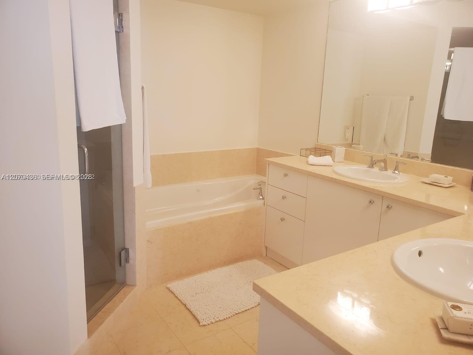TURNBERRY VILLAGE · #607 in Aventura - Photo 12