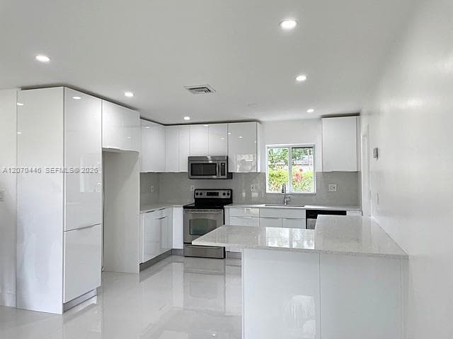 15900 SW 102nd Ave #0 photo 2