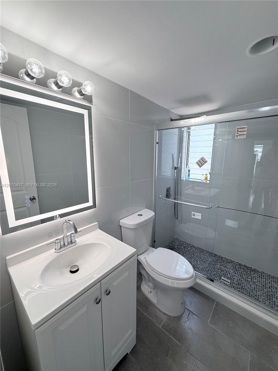 GOLDEN HOUSE CONDO · #707 in Miami Beach - Photo 5