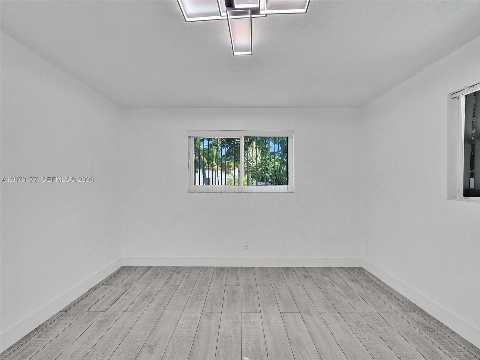 2446 Fillmore St photo 52