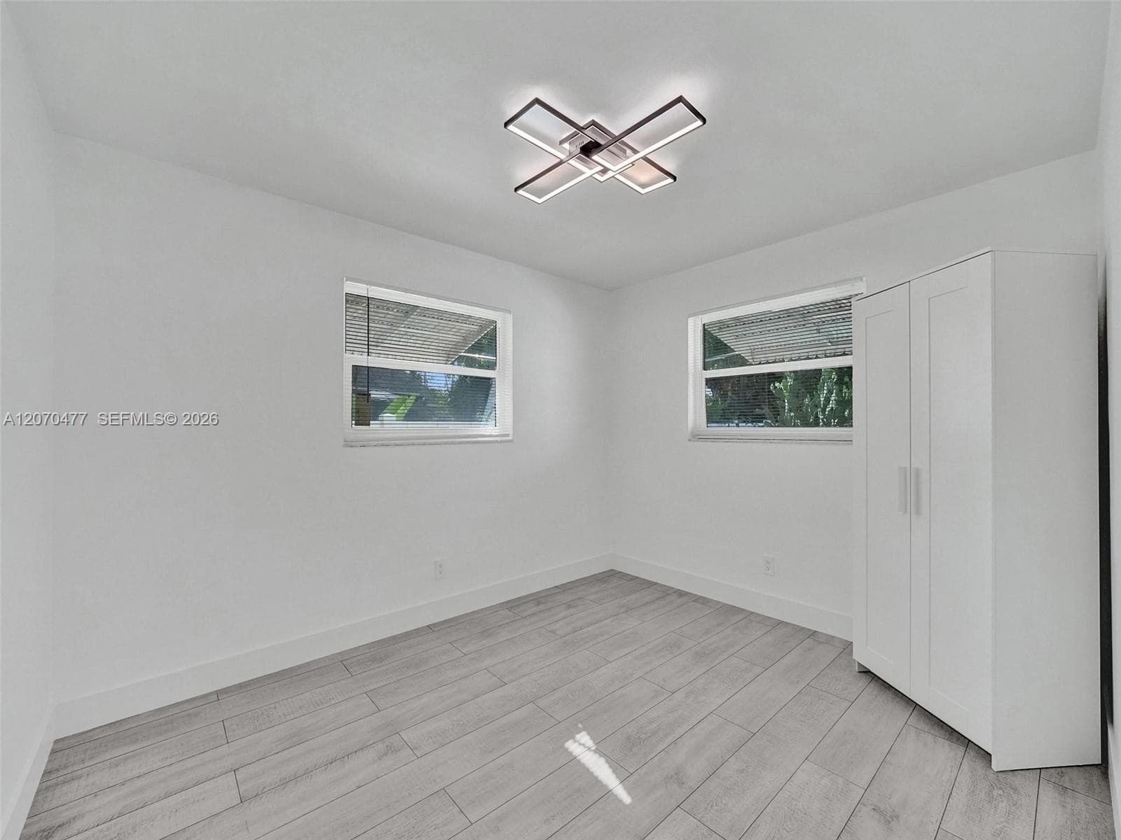 2446 Fillmore St photo 46