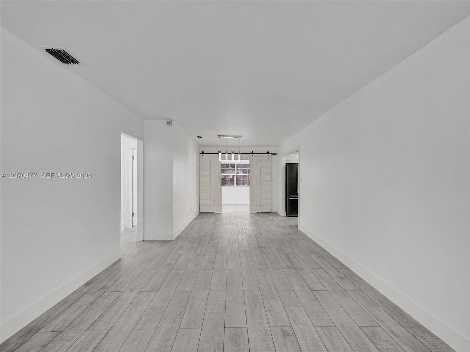 2446 Fillmore St photo 12