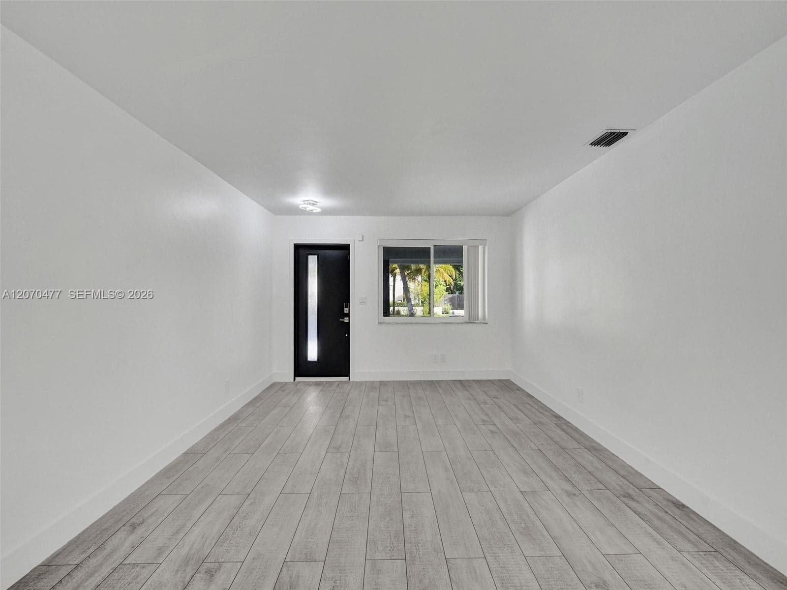 2446 Fillmore St photo 14