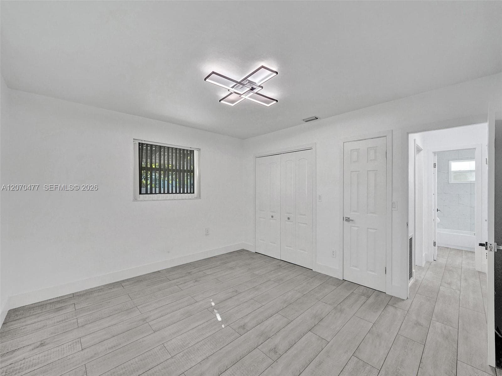 2446 Fillmore St photo 50