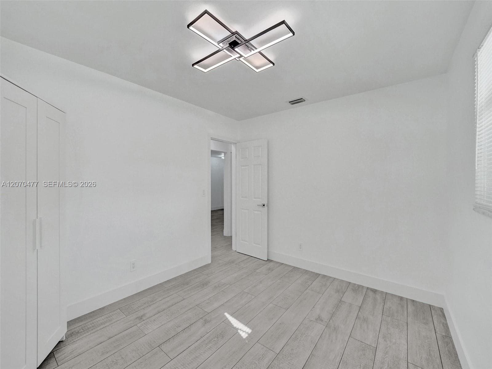 2446 Fillmore St photo 48