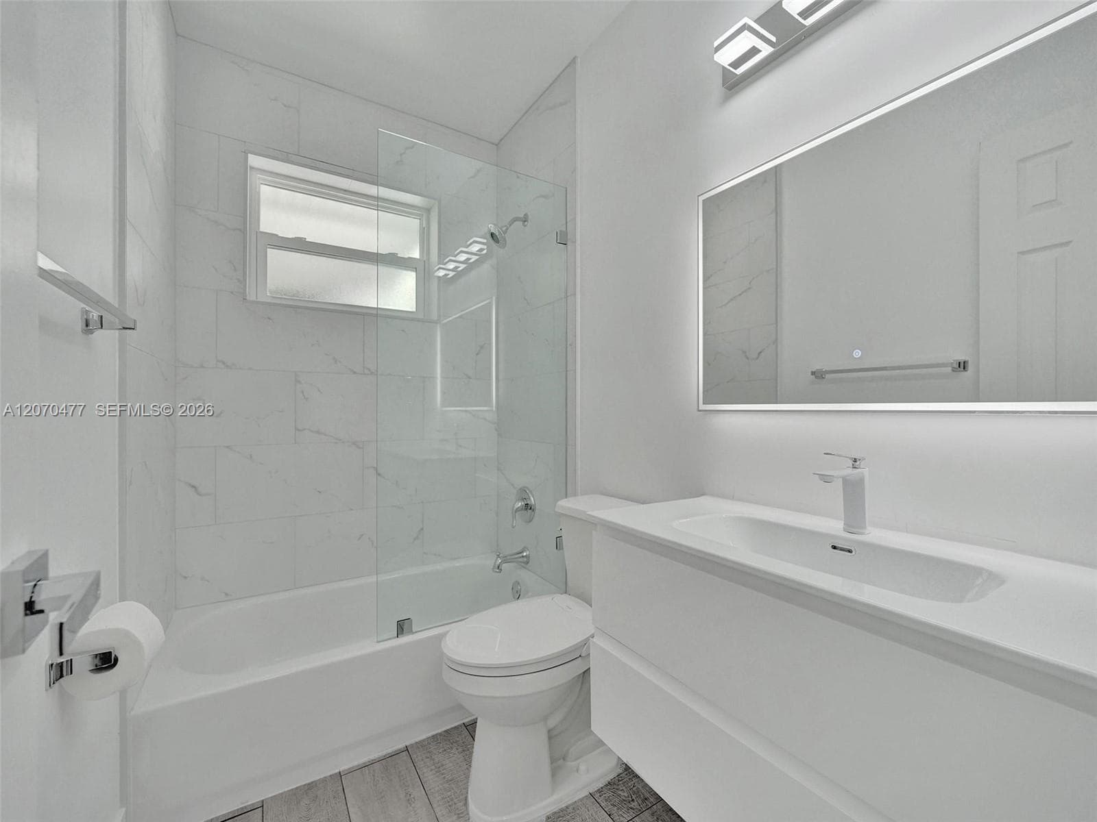 2446 Fillmore St photo 44