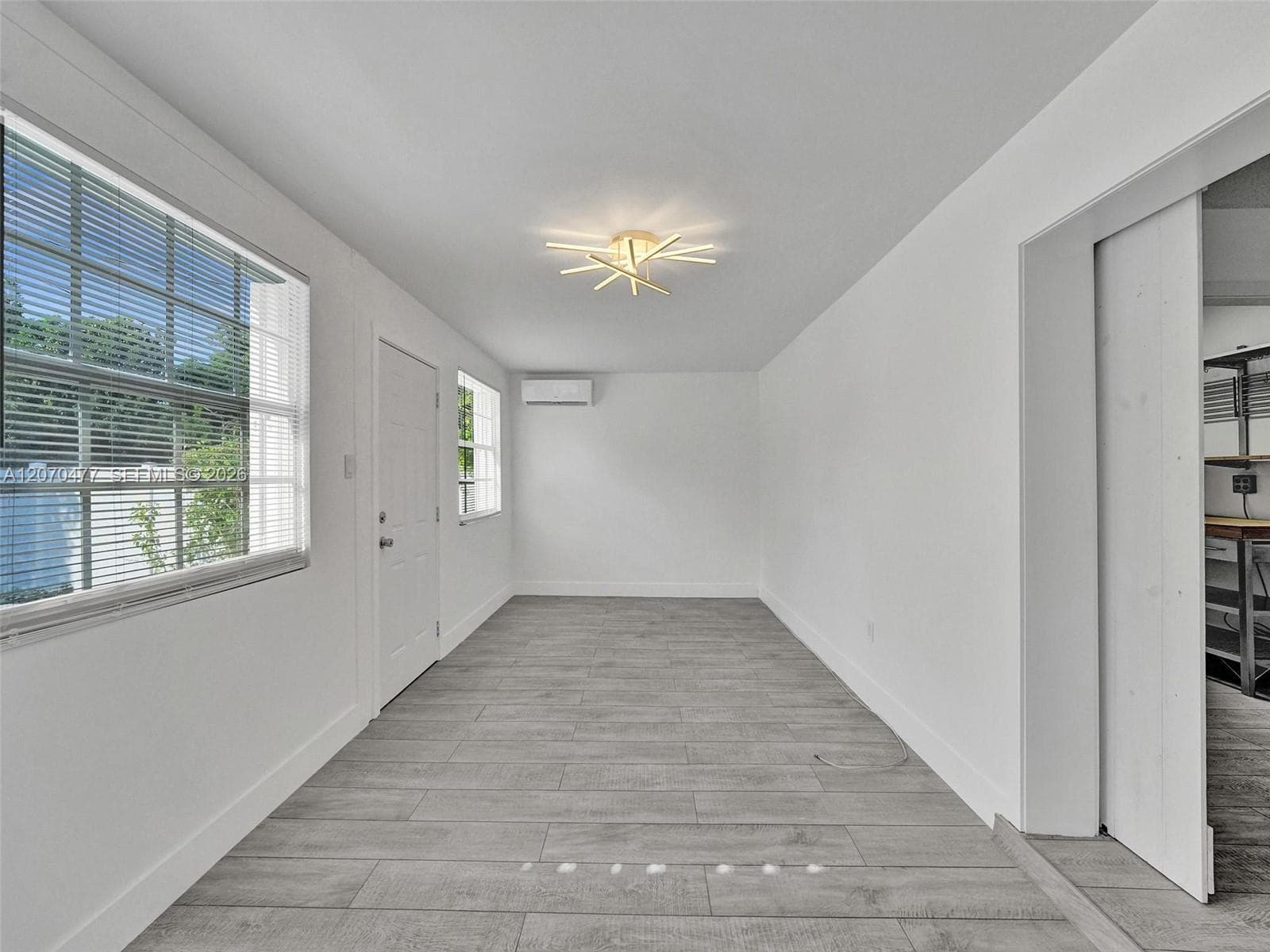 2446 Fillmore St photo 39