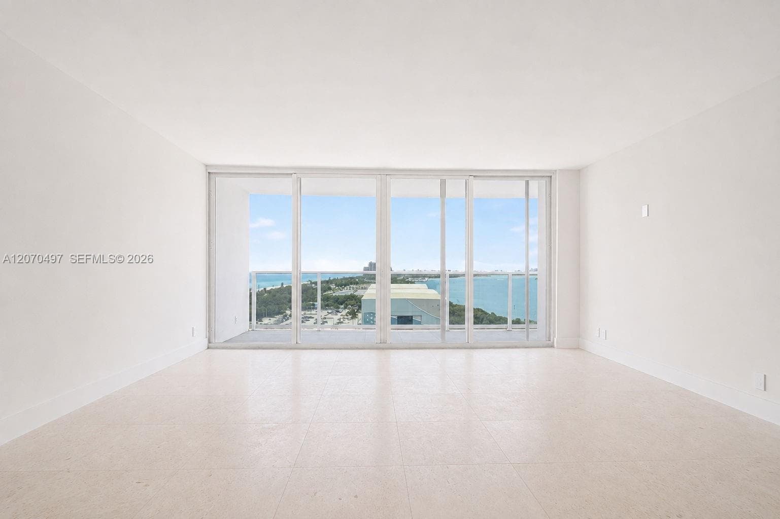 Arlen House East · #1626 in Sunny Isles Beach - Photo 6