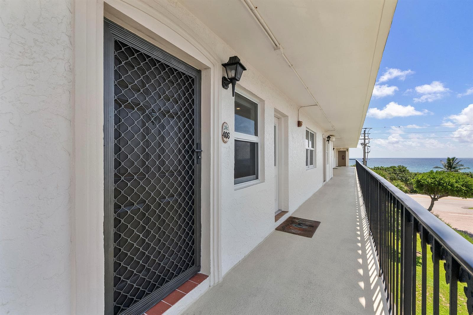 2871 N Ocean Blvd u406_058