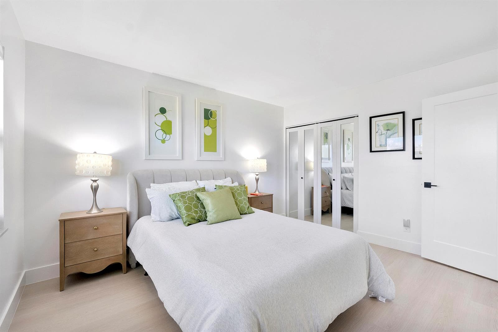 2871 N Ocean Blvd u406_026