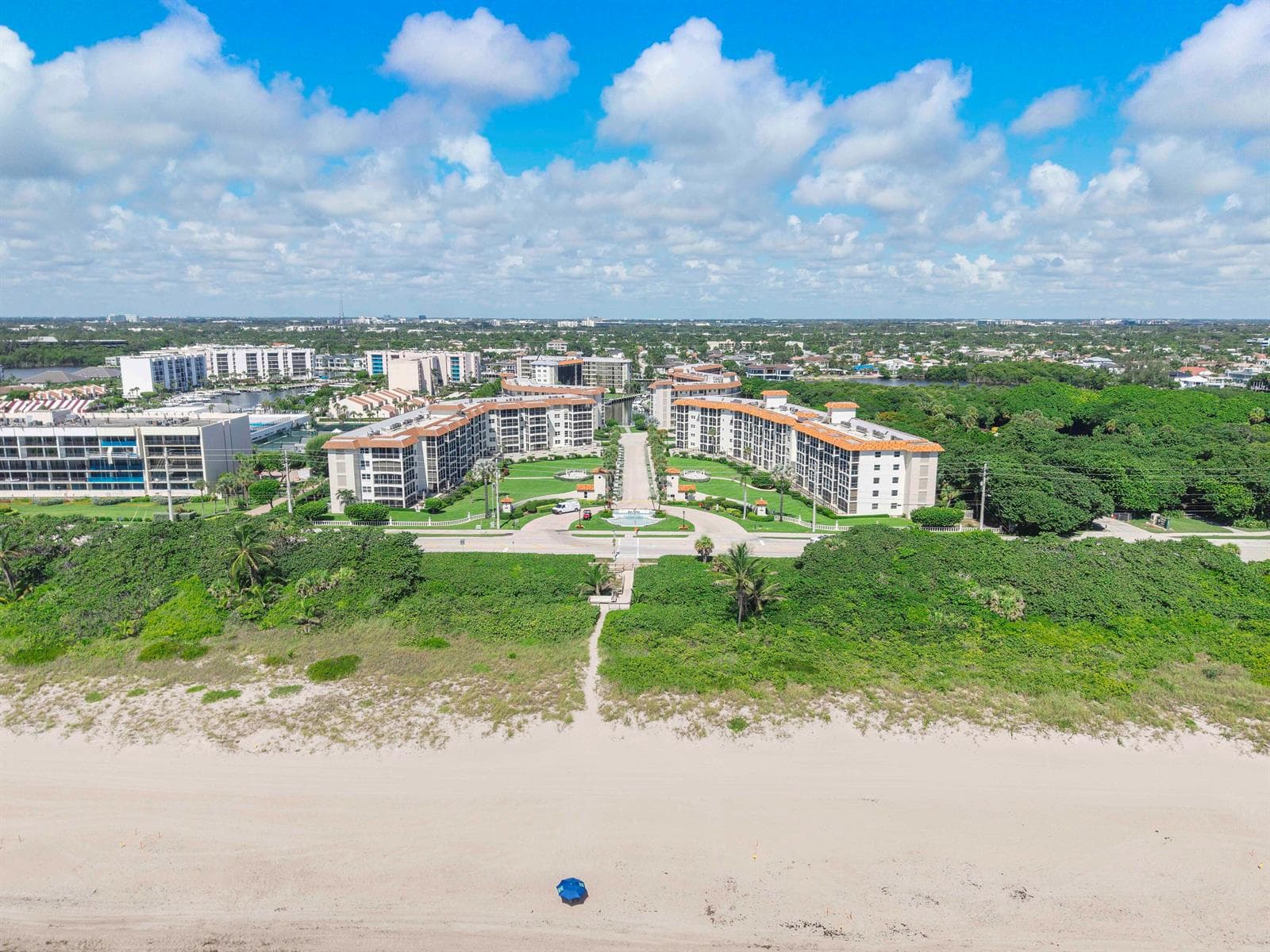 2871 N Ocean Blvd u406_008