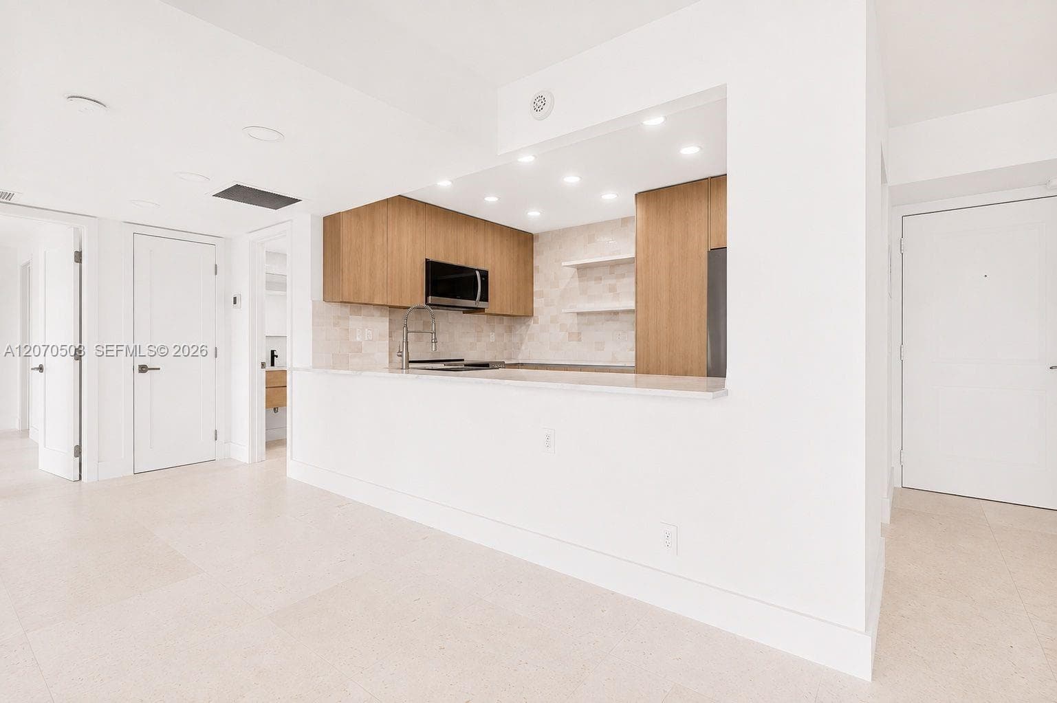 ARLEN HOUSE EAST CONDO · #1626 in Sunny Isles Beach - Photo 8