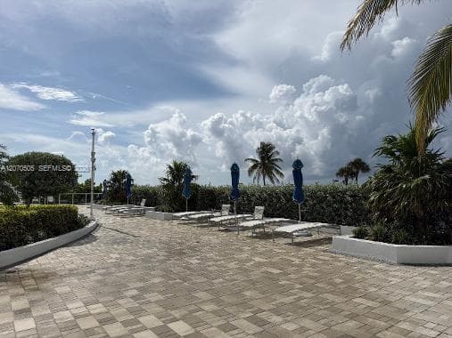 LA MER ESTATES SOUTH COND · #1107 in Hallandale Beach - Photo 3