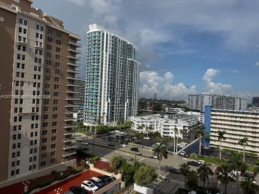 LA MER ESTATES SOUTH COND · #1107 in Hallandale Beach - Photo 9