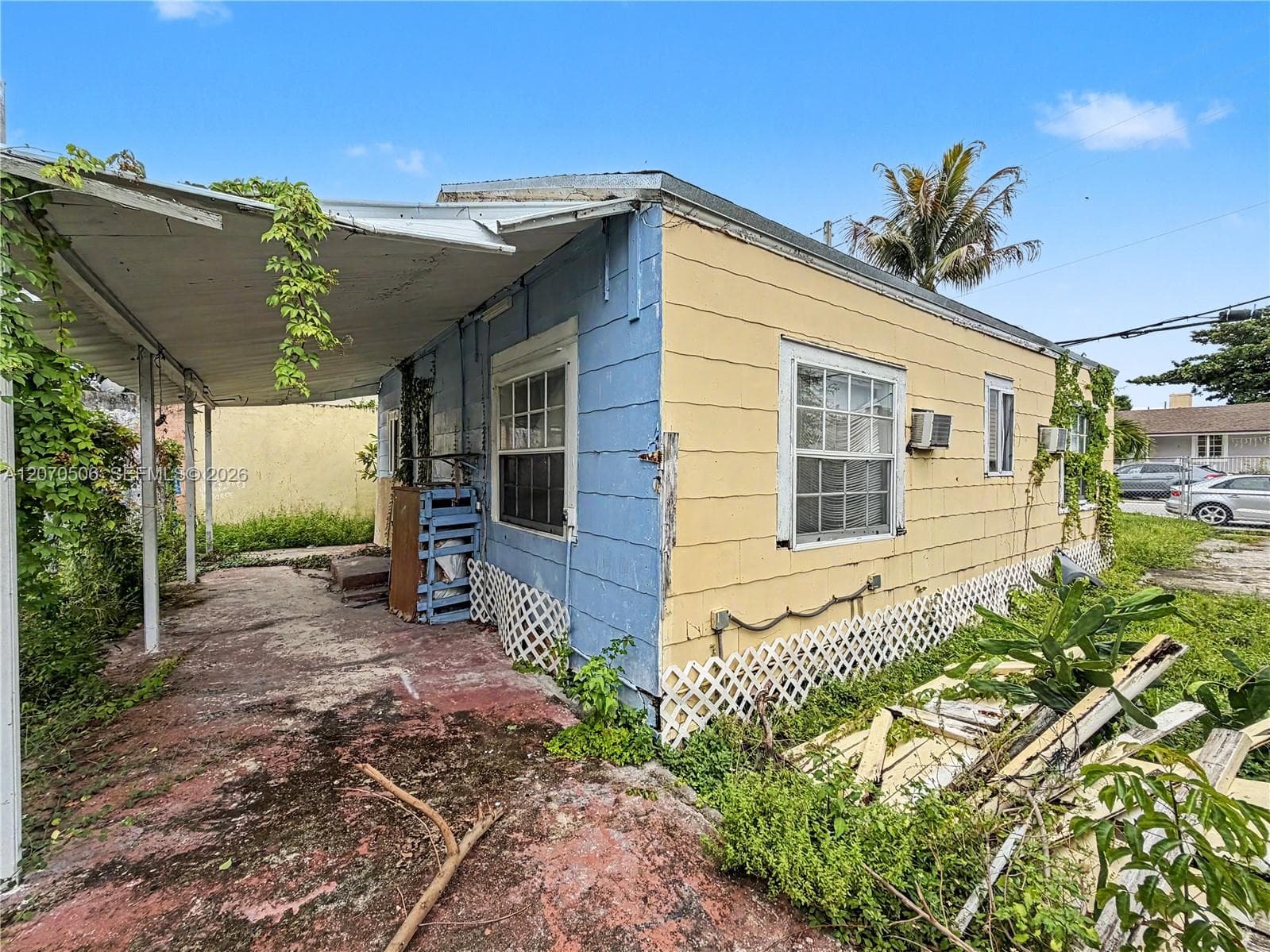2728 NW 3rd St photo 13