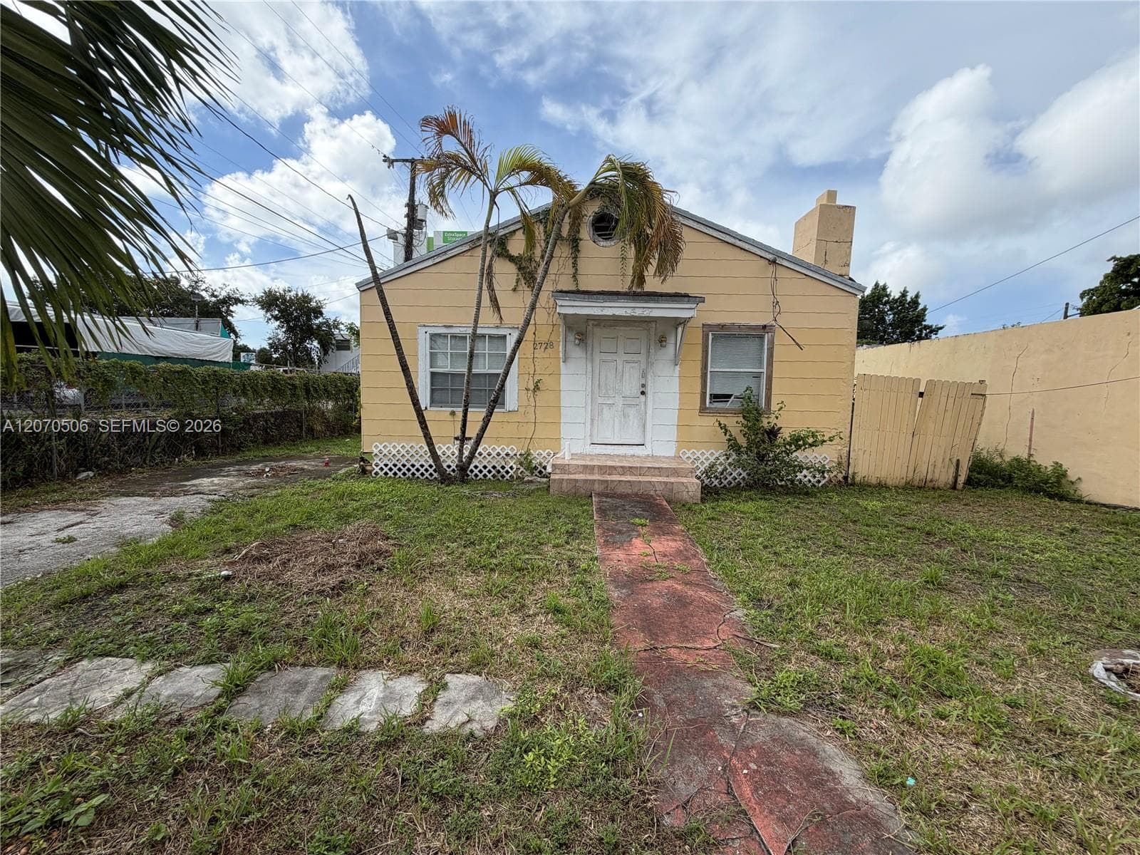 2728 NW 3rd St photo 5