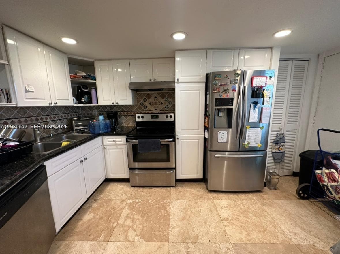 JADE WINDS GROUP ALLAMAND · #209-2 in Miami - Photo 1