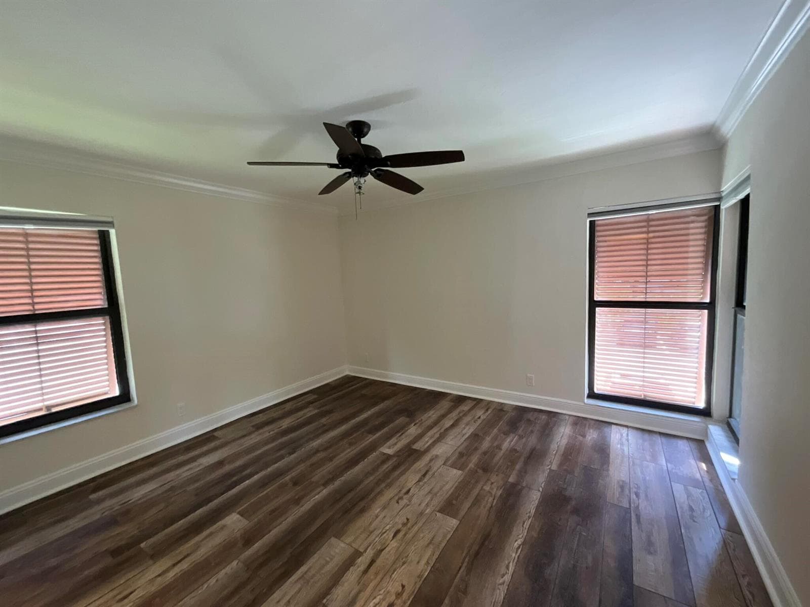 rimary Bedroom