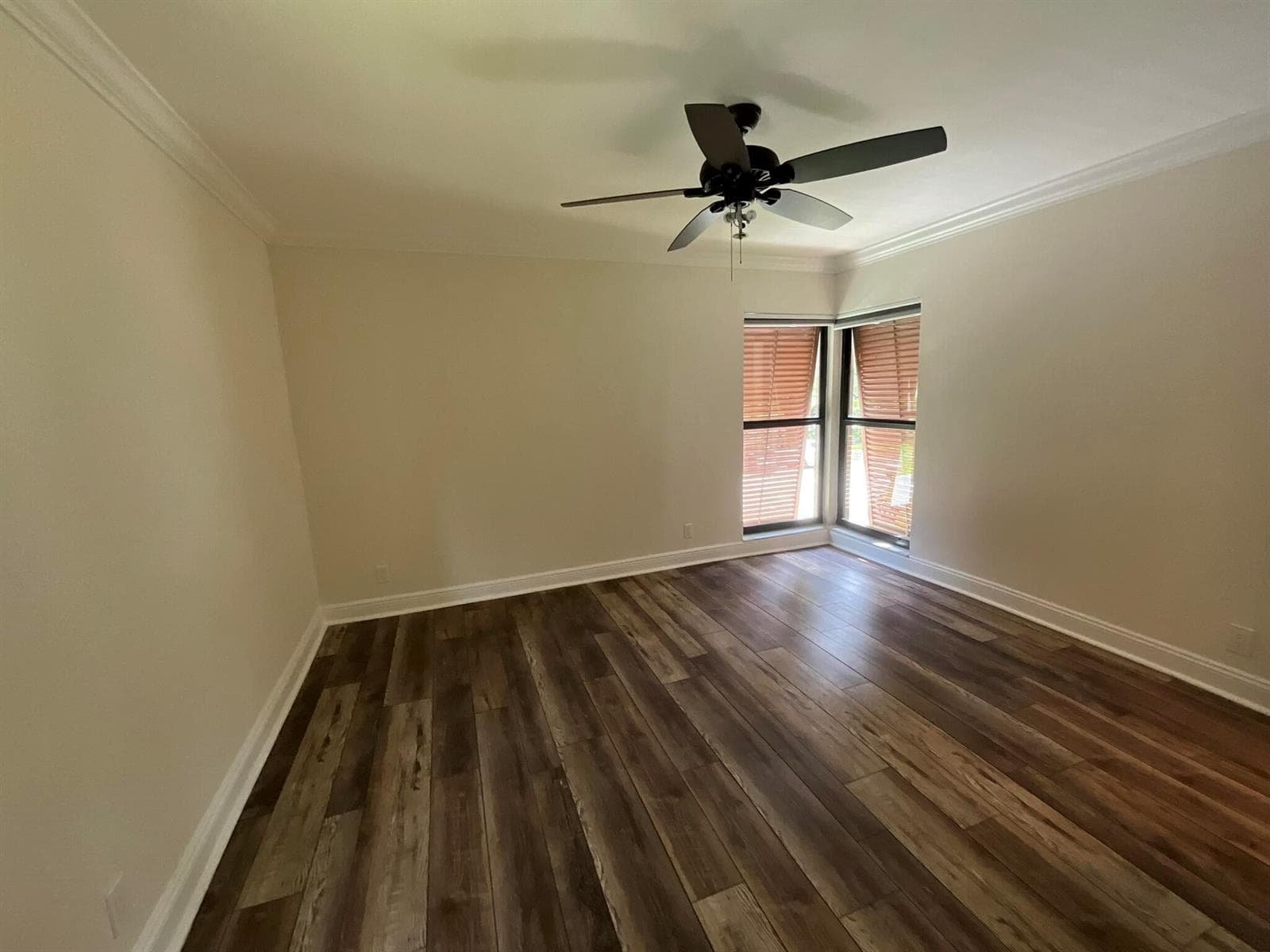 rimary Bedroom
