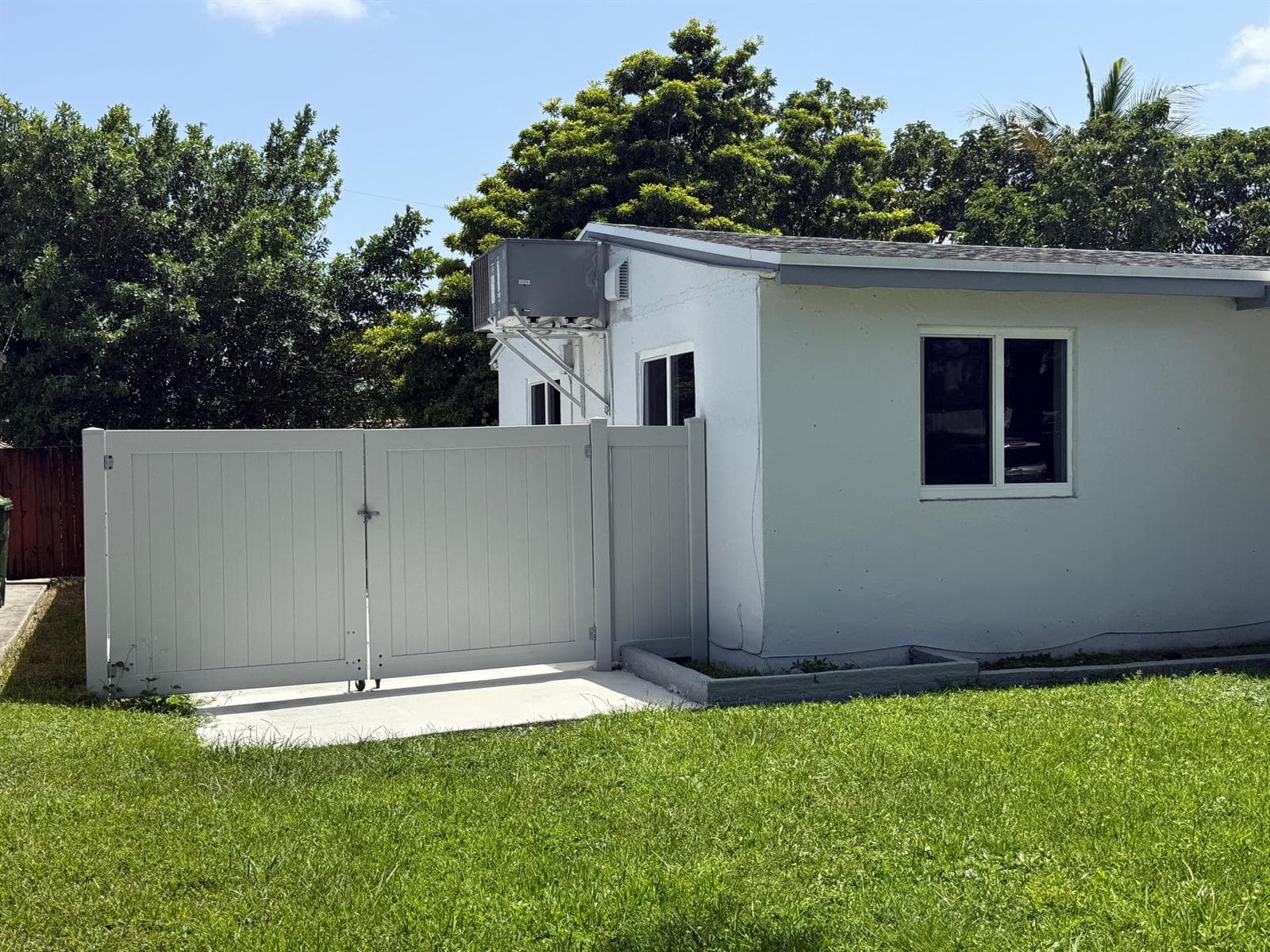 Side yard