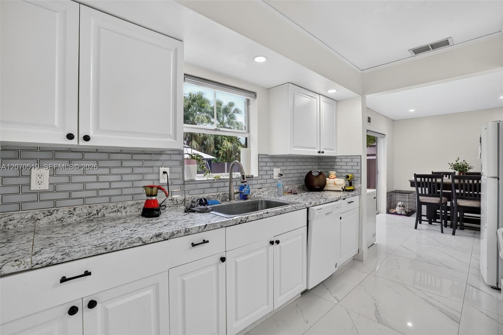 11818 SW 273rd Ln photo 16