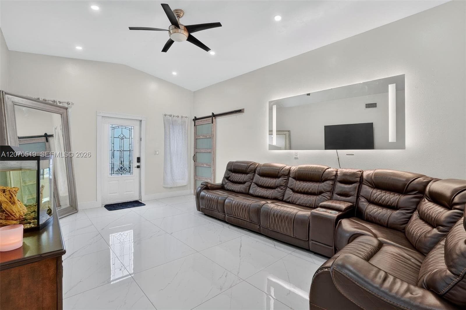 11818 SW 273rd Ln photo 8