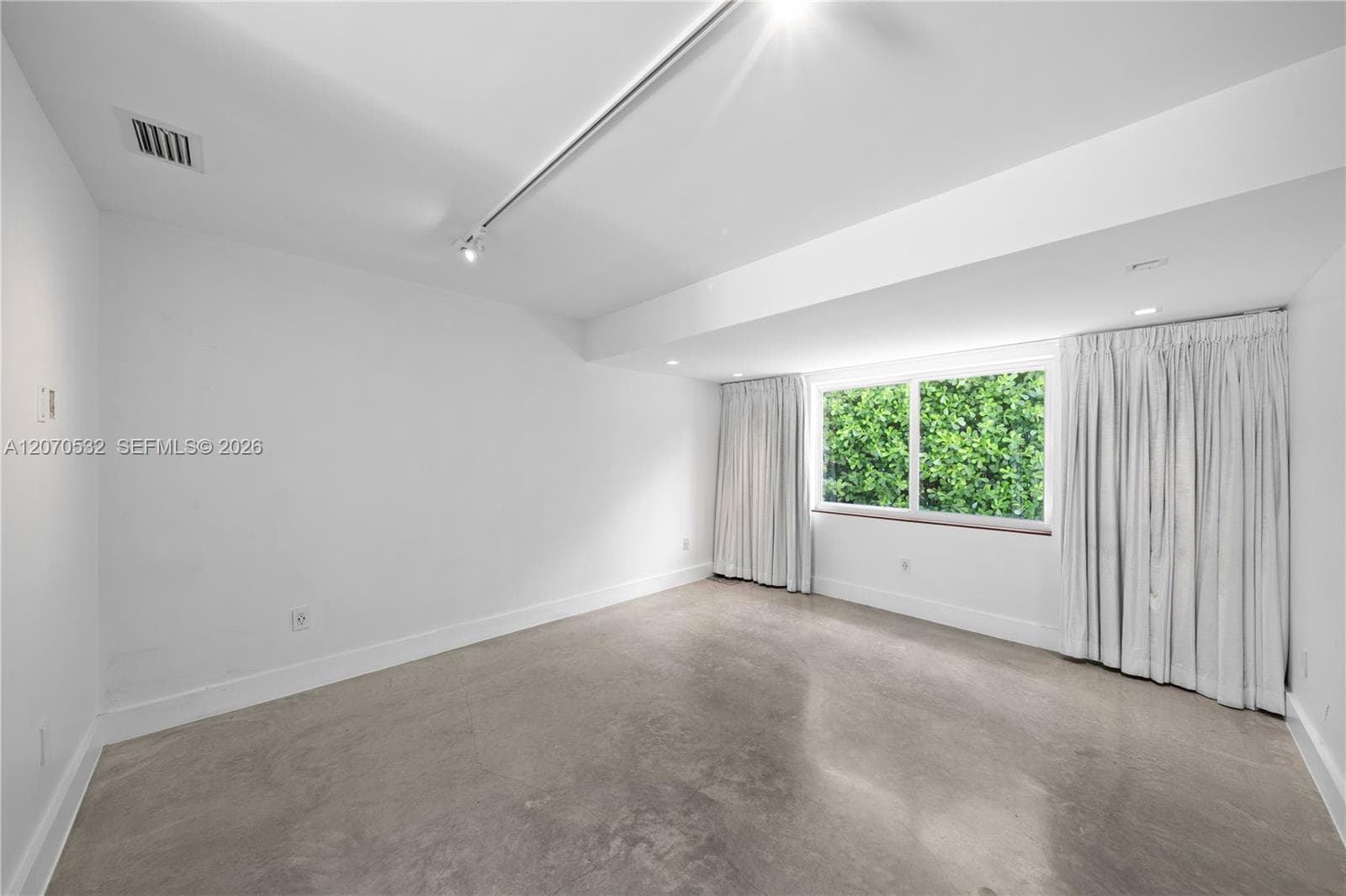 4001 Monserrate St photo 30
