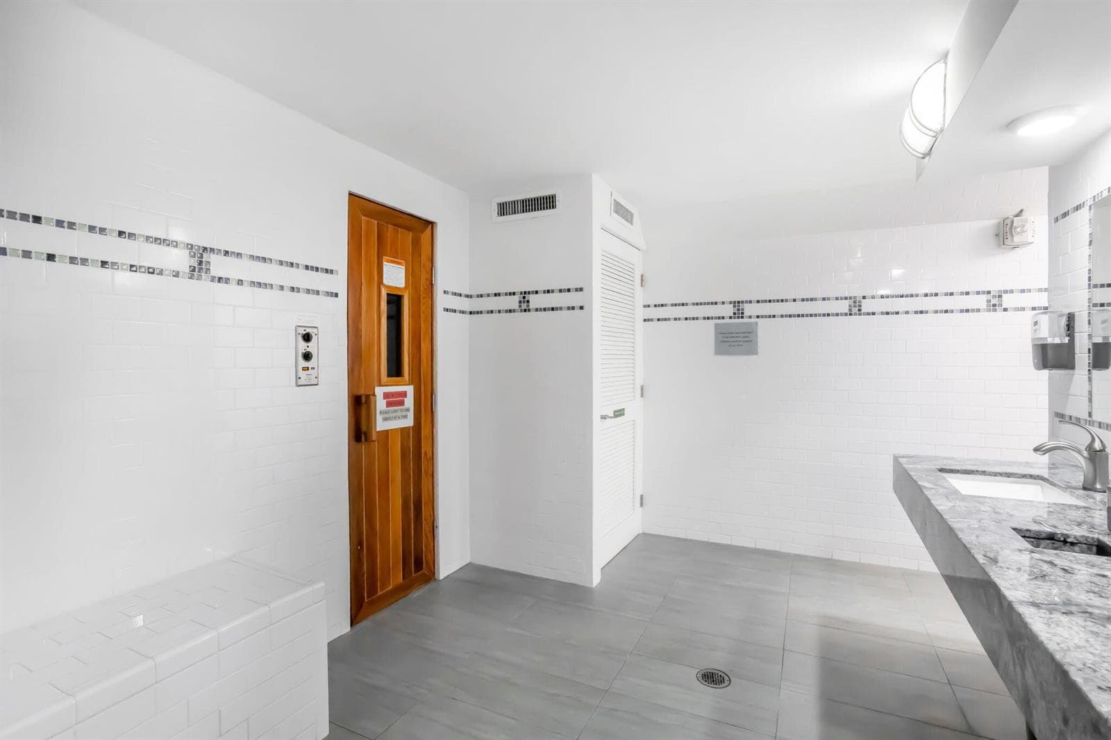 3-web-or-mls-0E2A0650