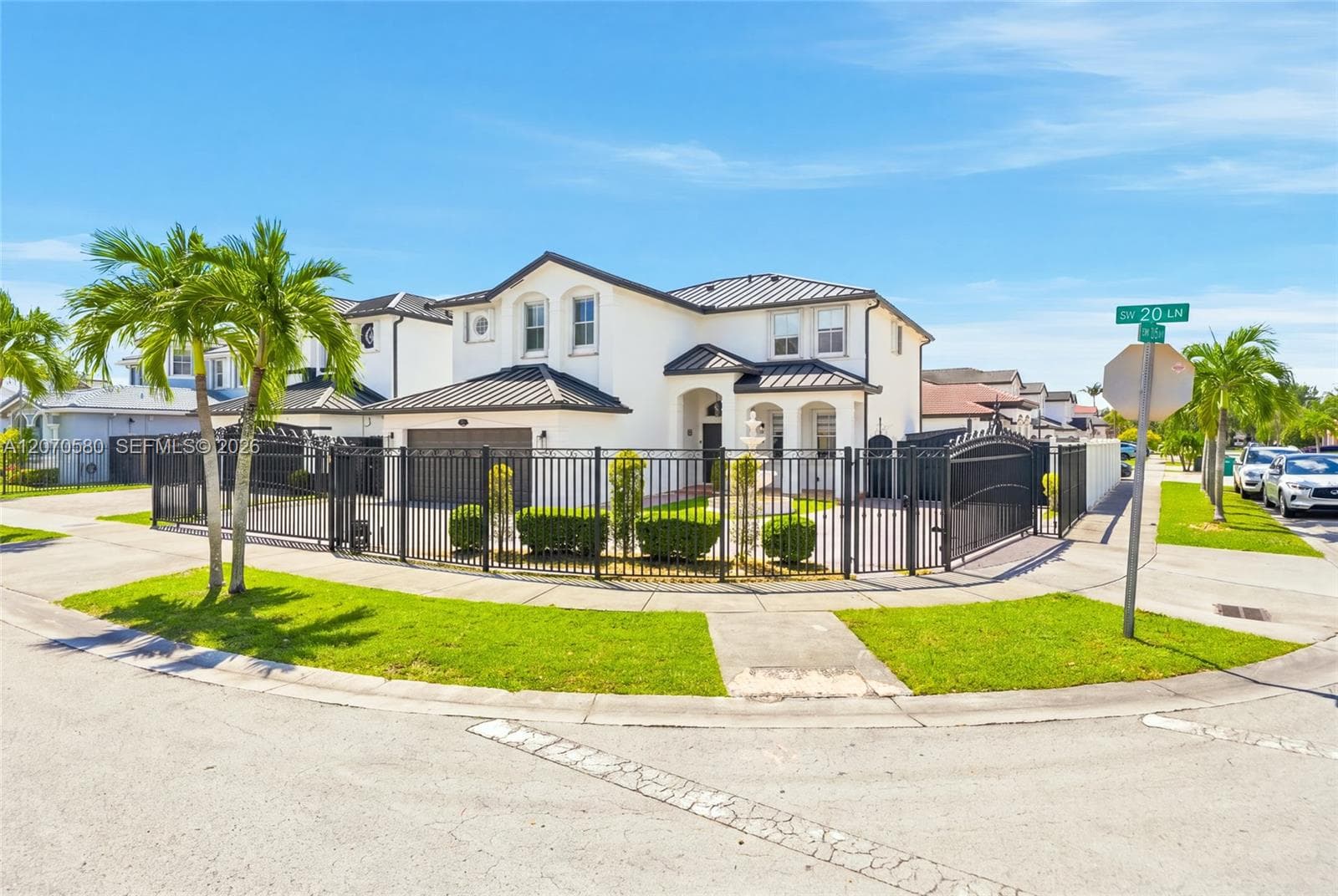 15154 SW 20th Ln photo 1