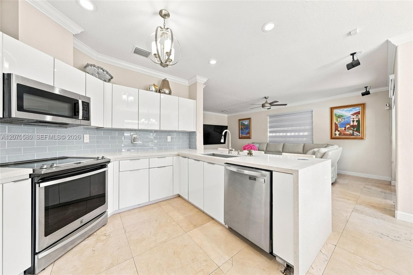 15154 SW 20th Ln photo 9