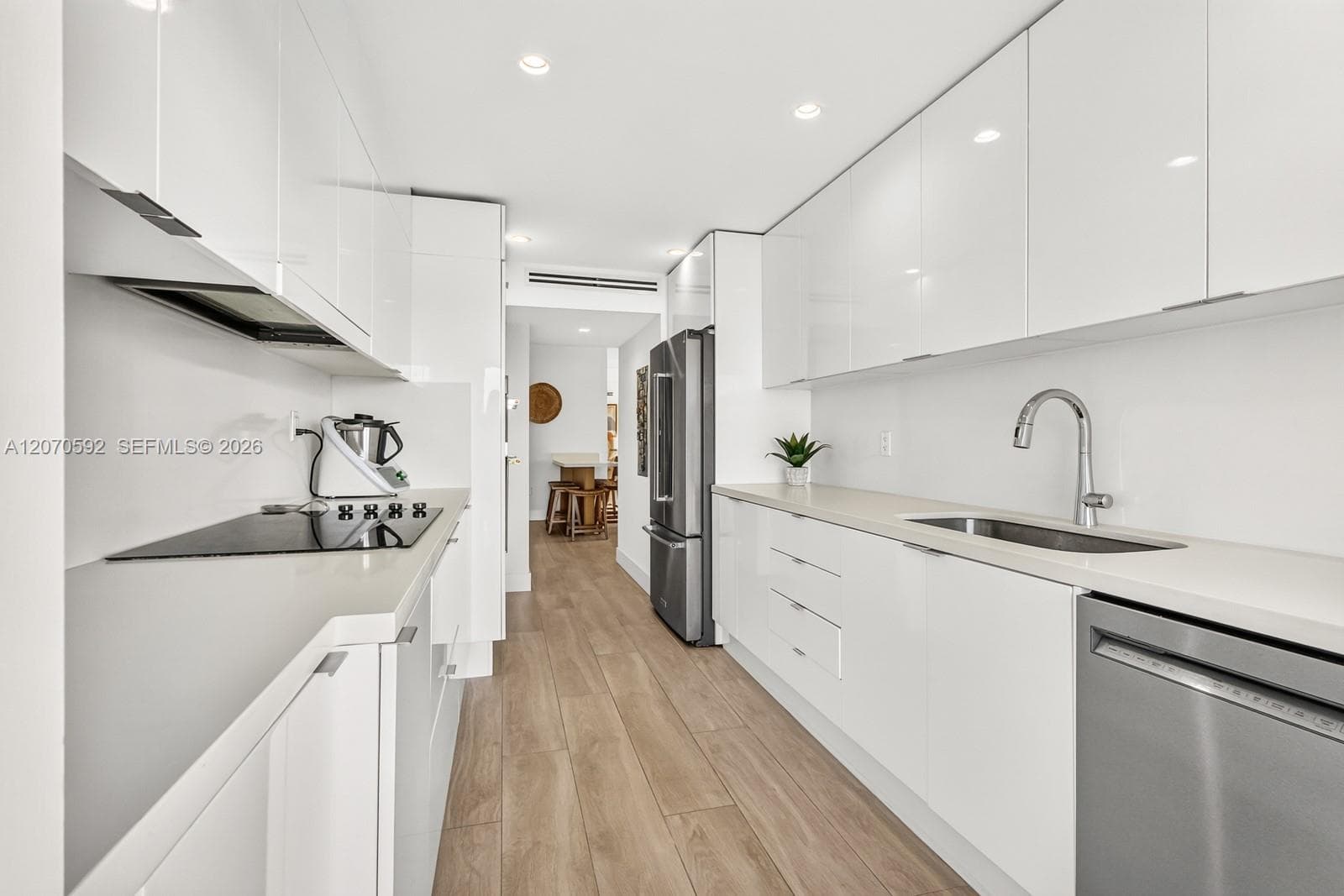 KEY BISC AMBASSADOR CONDO · #801 in Key Biscayne - Photo 9