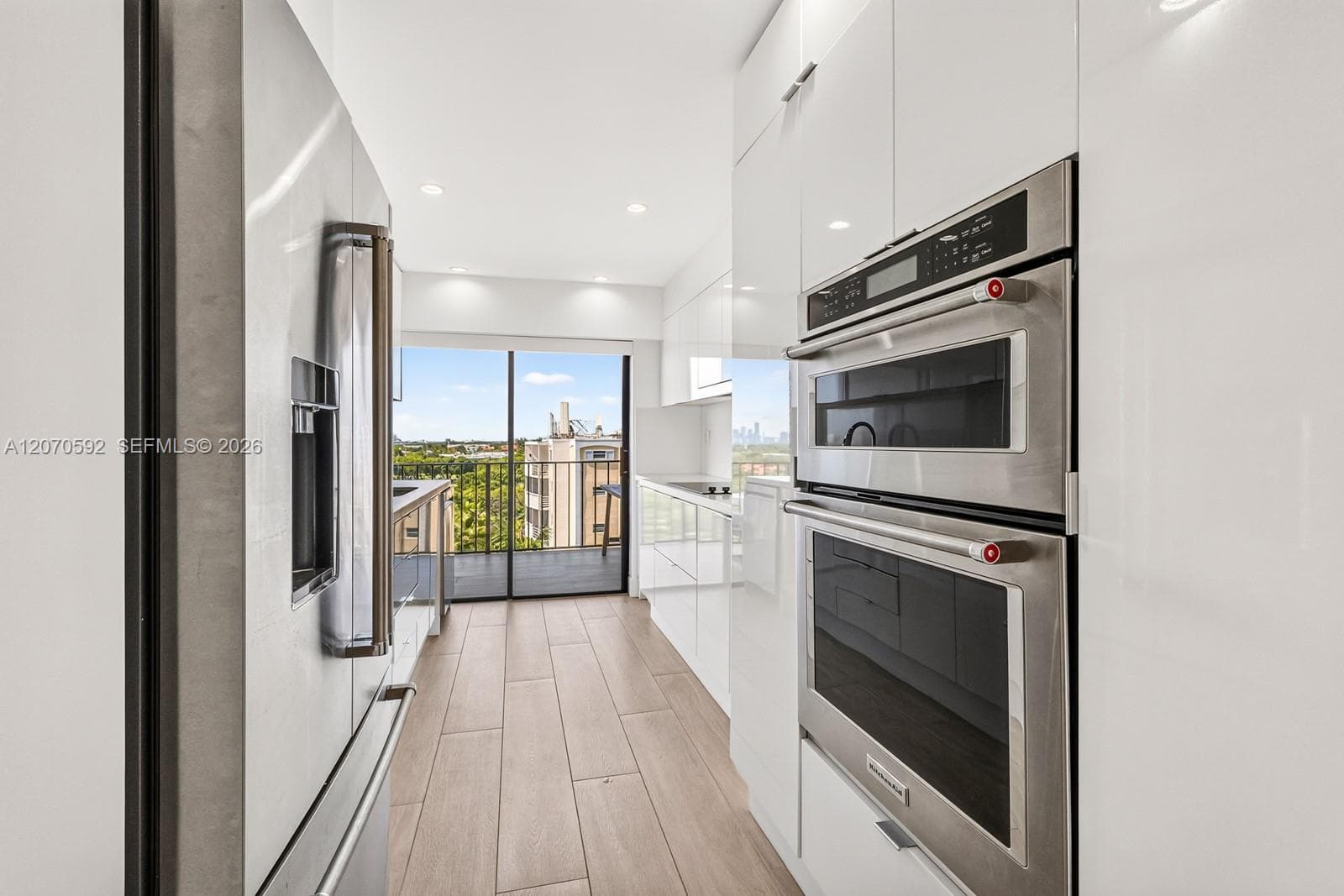 KEY BISC AMBASSADOR CONDO · #801 in Key Biscayne - Photo 11
