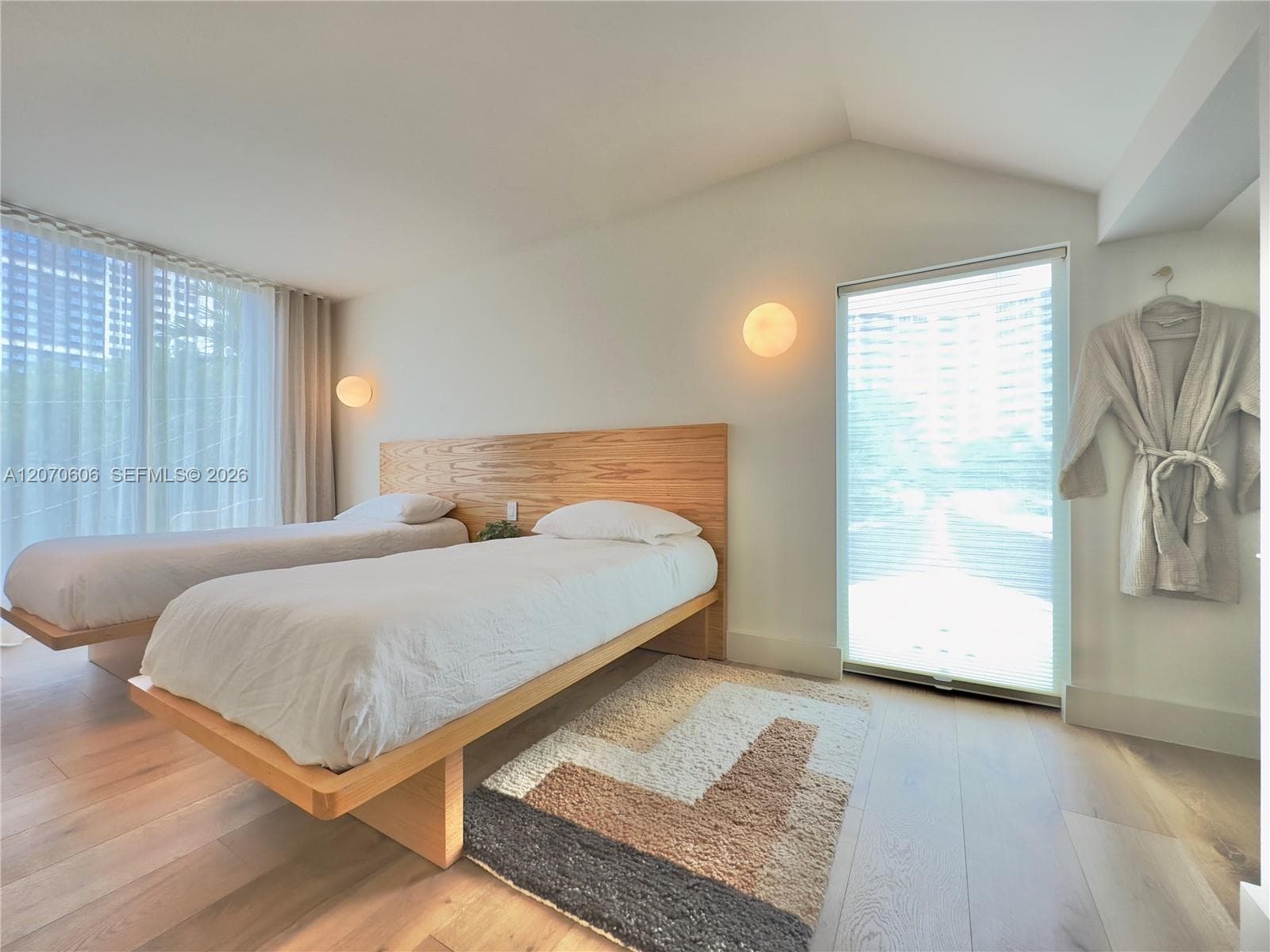 1320 Flamingo Way photo 6