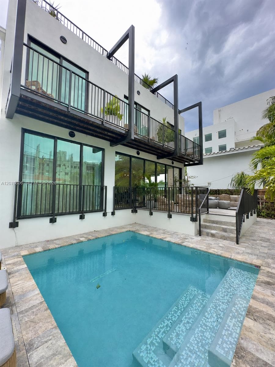 1320 Flamingo Way photo 9