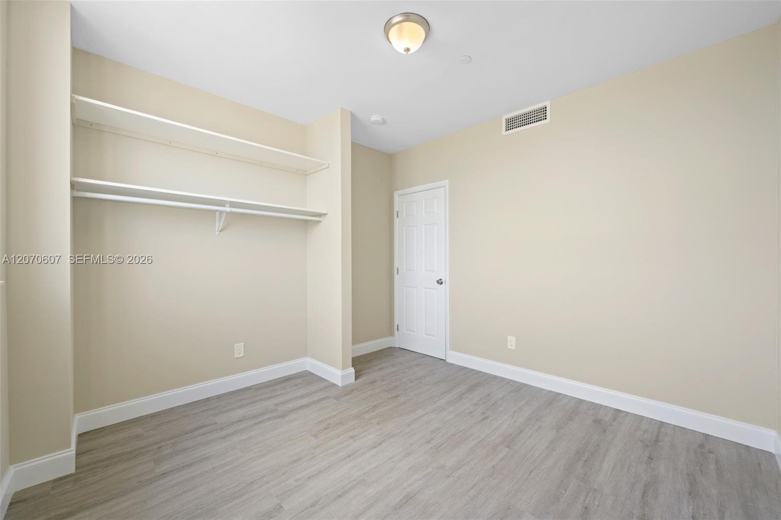AIRPORT VISTA · #302 in Hallandale Beach - Photo 15
