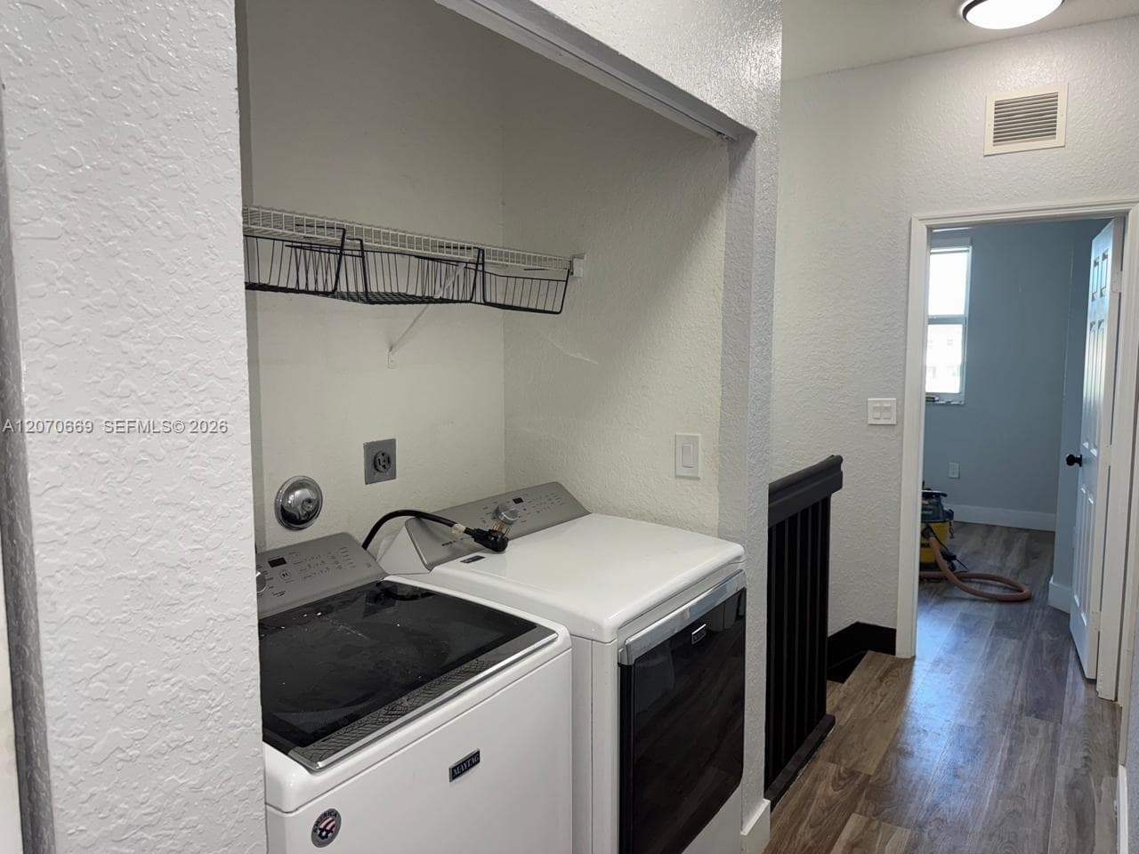 1013 NE 42nd Ave #1013 photo 6