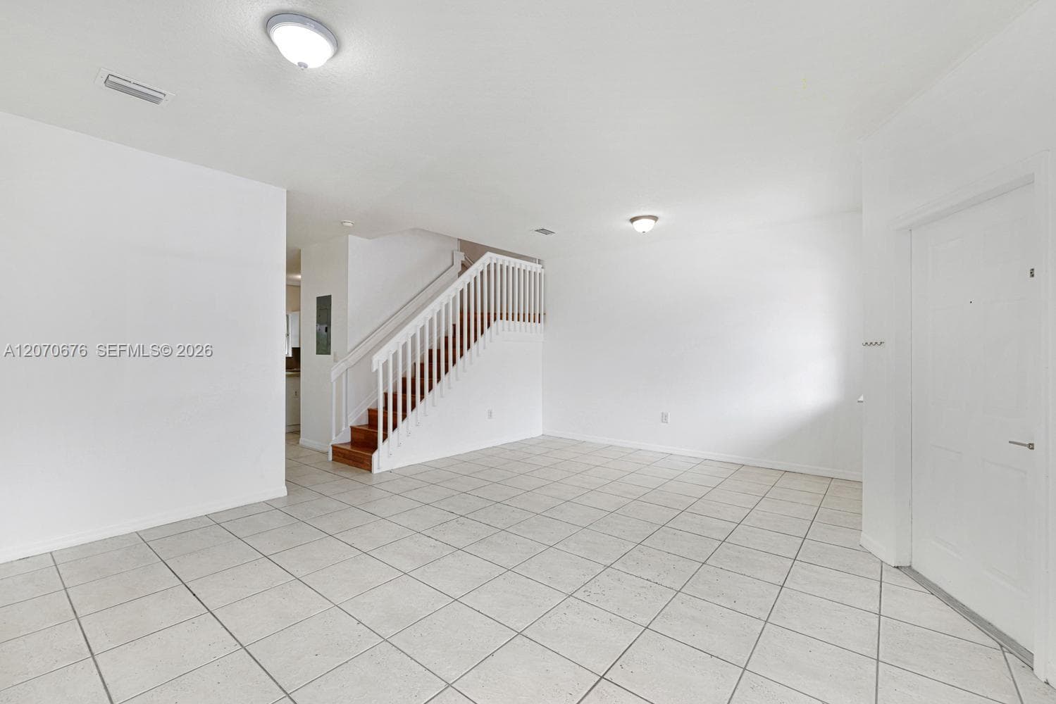 1700 SE 31st Ct photo 4