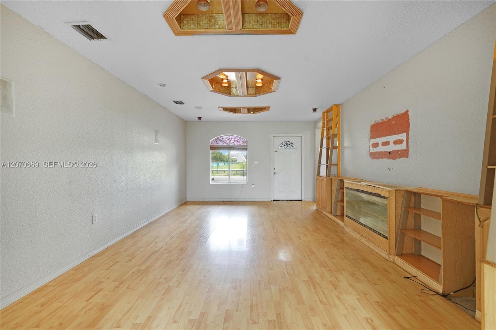 1714 NW 204th St photo 2
