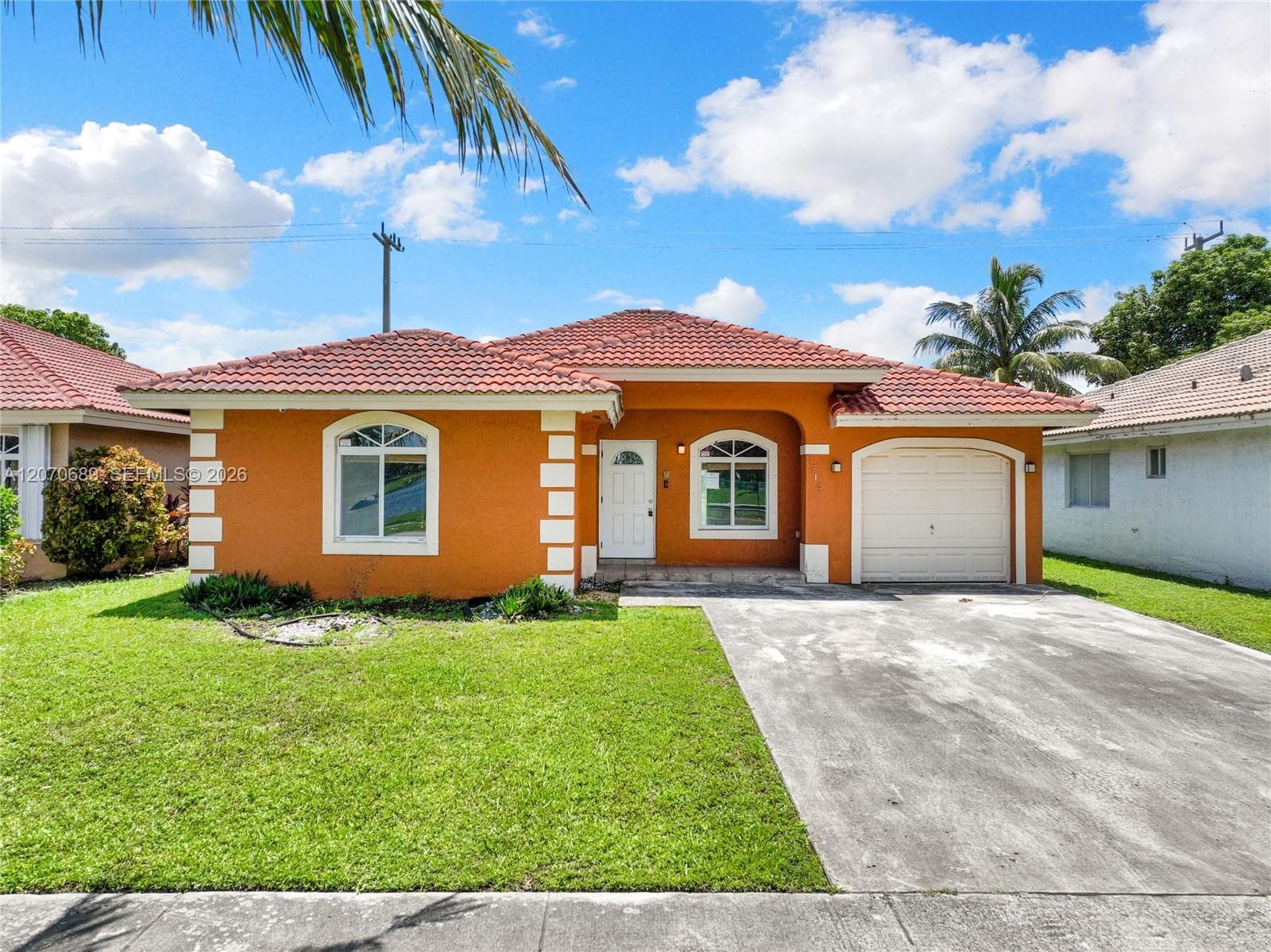 1714 NW 204th St photo 1