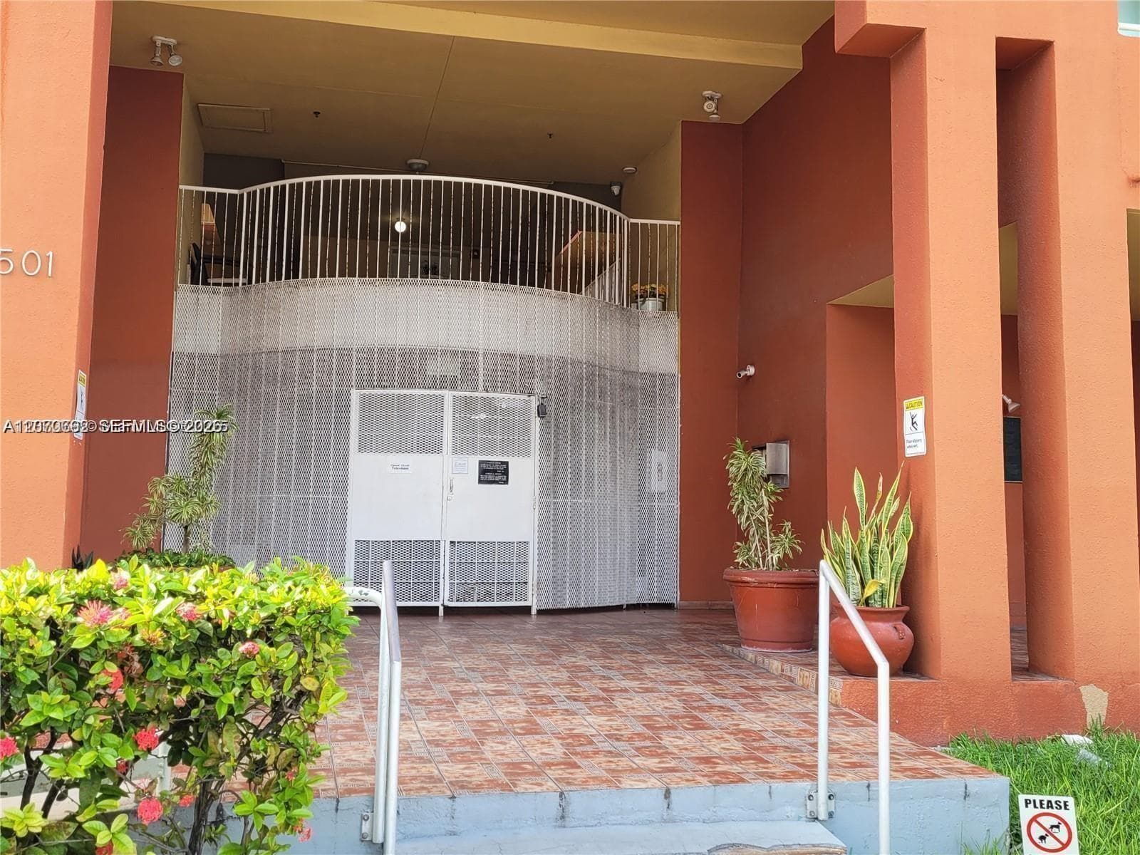 RIOPLAZA CONDOMINIUM NORT · #607 in Miami - Photo 20