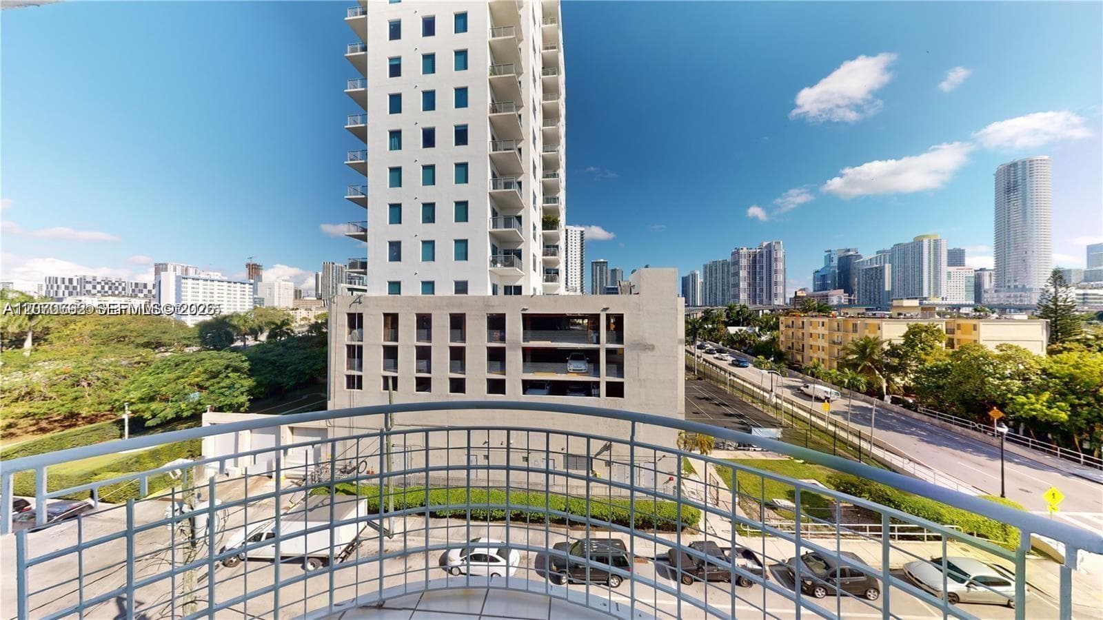 RIOPLAZA CONDOMINIUM NORT · #607 in Miami - Photo 14