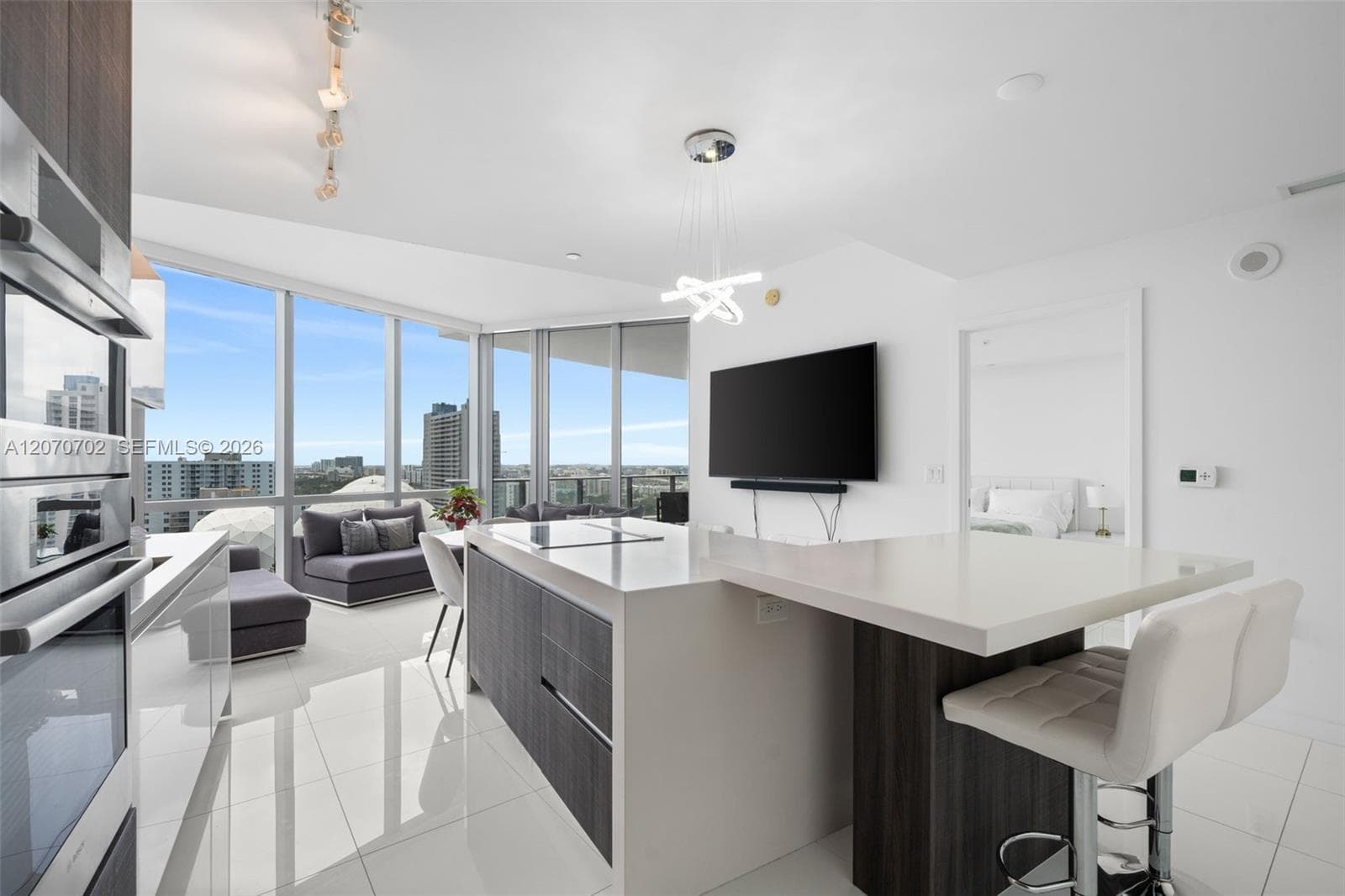 Paramount Miami Worldcenter · #1610 in Miami - Photo 7